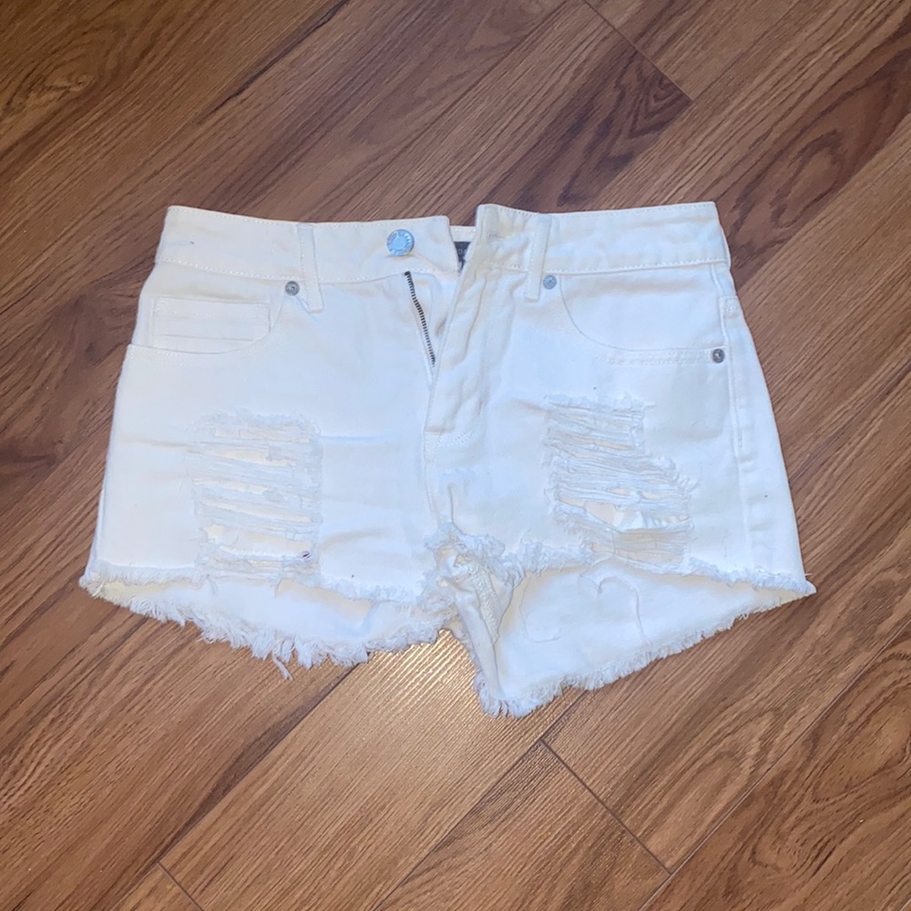Kendall and Kylie high rise white shorts
